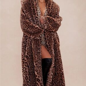 Fashion Nova Leopard Print Plush Robe